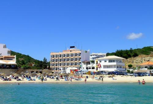 Hotel Residencial Salema Extérieur photo